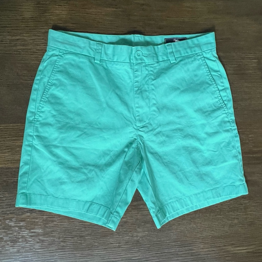 Vineyard Vines Men’s Mint Green Breaker Shorts size 32 waist